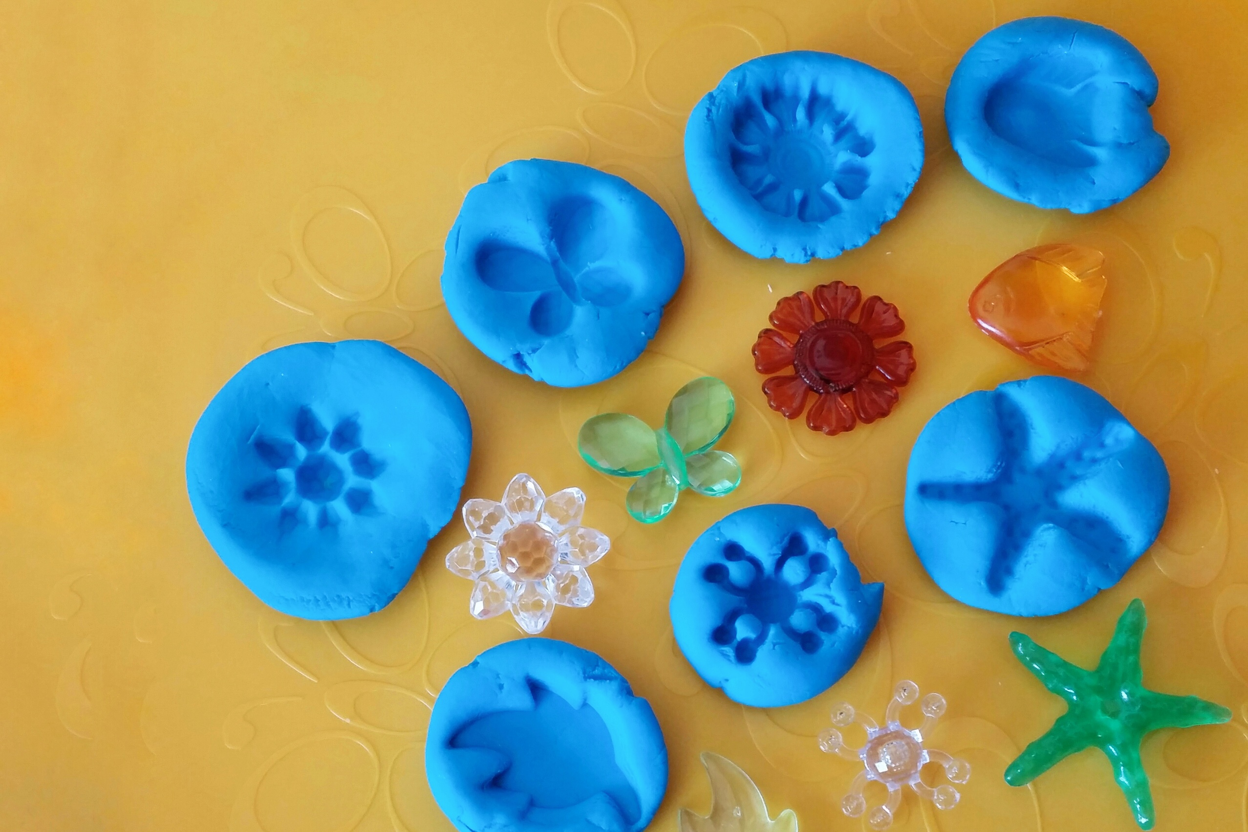 игрушки на ёлку